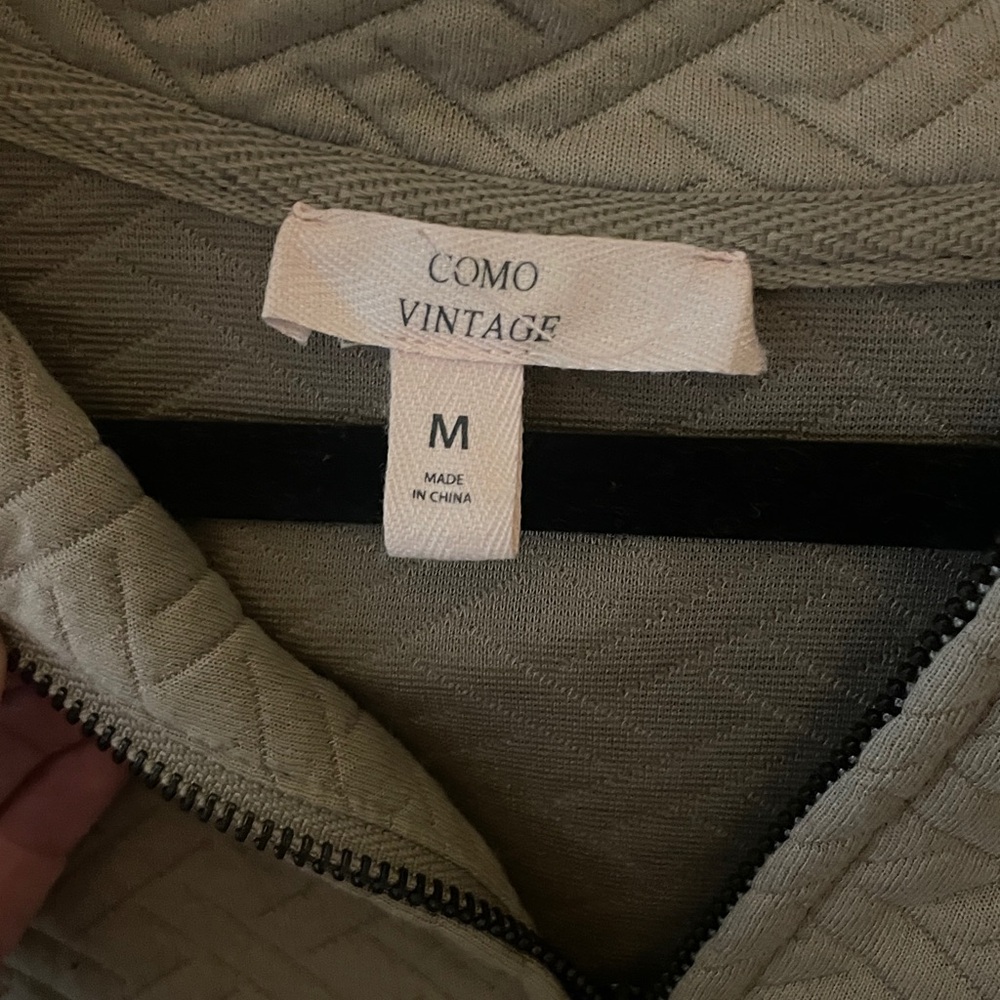 Como Quilted Tan Bomber Jacket - Picture 2 of 9